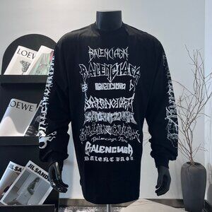 Balenciaga Black T-shirt Trend